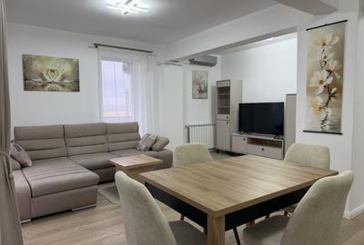 Apartament cu 3 camere decomandat, mobilat în Mihai Viteazul