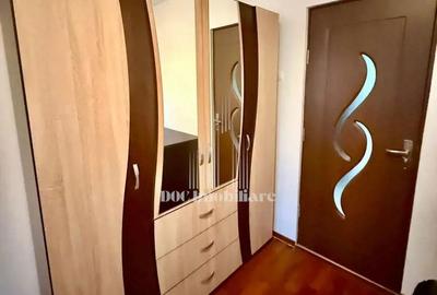 Apartament cu 3 camere semidecomandat, mobilat în Dămăroaia - 1