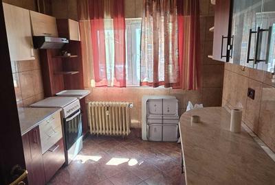 Apartament cu 4 camere decomandat în Dristor - 2