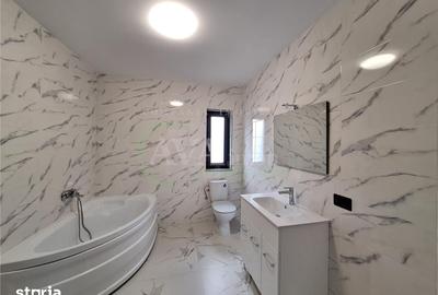 Casă cu 3 camere cu Teren 370 Mp în Letea Veche