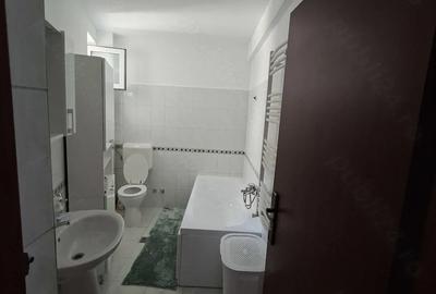 Apartament cu 2 camere decomandat în Central - 3