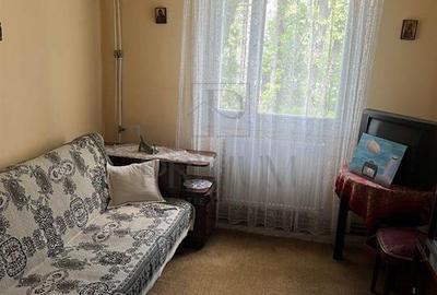 Apartament cu 3 camere semidecomandat, mobilat în Șagului
