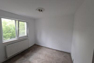 Apartament cu 2 camere semidecomandat în Tomis Nord