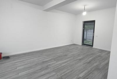 Casă individuală cu 4 camere cu Canalizare în Central - 2
