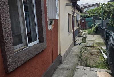 Casă cu 4 camere cu Teren 236 Mp în Central - 18