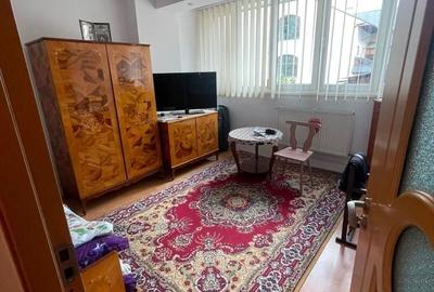 Apartament cu 4 camere decomandat în Ultracentral