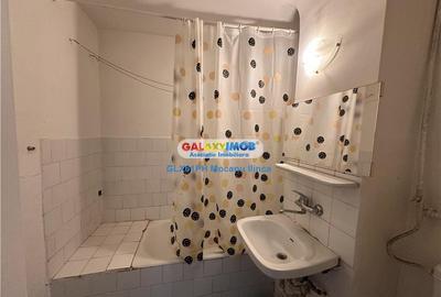 Apartament cu 2 camere decomandat în 9 Mai - 5