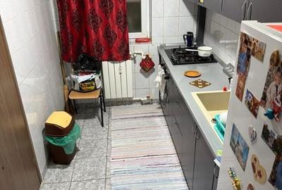 Apartament cu 3 camere decomandat în Giurgiului - 4