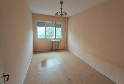 Apartament cu 2 camere decomandat în Gorjului