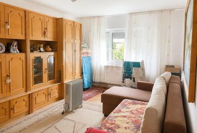 Apartament cu 2 camere decomandat în Nufărul