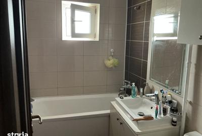 Apartament cu 3 camere decomandat în Dacia - 3