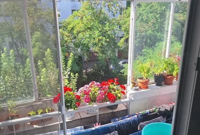 Apartament cu 2 camere decomandat în Tudor