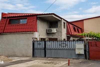 Casă cu 4 camere cu Teren 192 Mp în Central