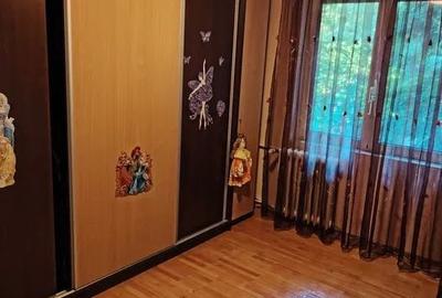 Apartament cu 3 camere decomandat în Tei - 3