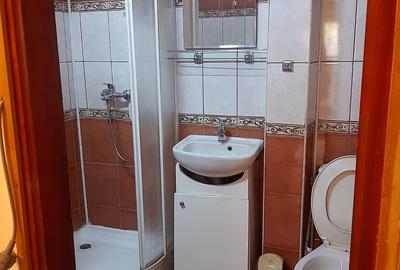 Garsonieră decomandată în Ștrand