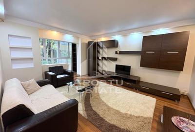 Apartament cu 4 camere decomandat, mobilat în Torontalului