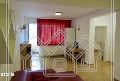 Apartament cu 3 camere semidecomandat în Central