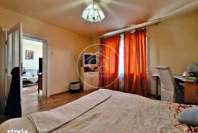 Casă cu 7 camere cu Teren 552 Mp în Sânmartin - 9