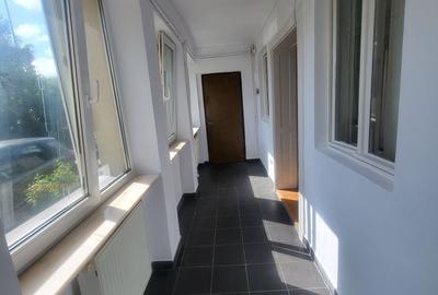 Casă cu 3 camere în Florești