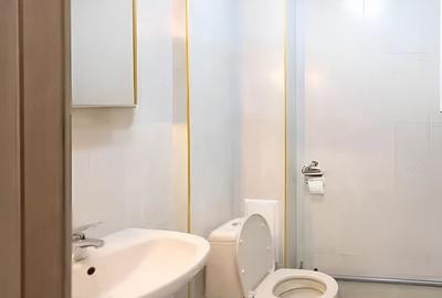 Garsonieră decomandată în Vitan