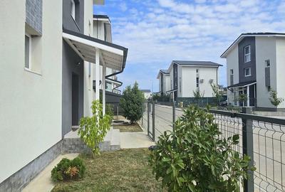 Casă cu 5 camere cu Teren 330 Mp în Ferme - 11