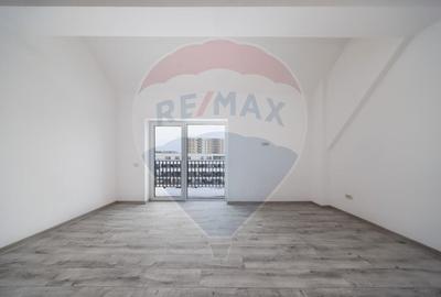 Apartament cu 1 camere decomandat în Tractorul - 5