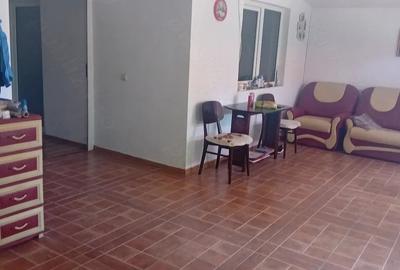 Casă cu Teren 300 Mp în Valu lui Traian