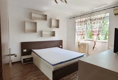 Garsonieră decomandată în Podgoria - 1