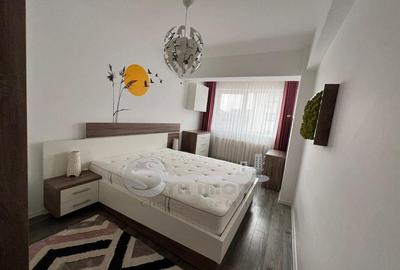 Apartament cu 3 camere decomandat, mobilat în Galata - 12