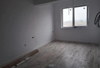 Apartament cu 2 camere decomandat în Central - 4