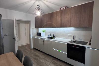 Apartament cu 2 camere decomandat în Florești