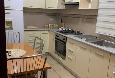 Apartament cu 2 camere decomandat în Eroii Revoluției