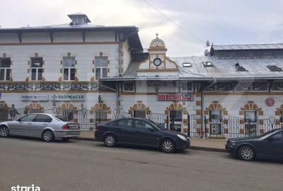 Spațiu comercial, de 3,000 mp, în Central - 1