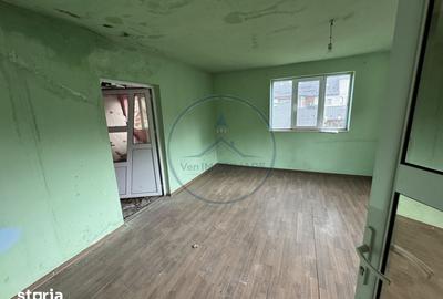 Casă cu 4 camere cu Teren 970 Mp în Central