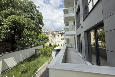 Apartament cu 4 camere în Ultracentral - 1