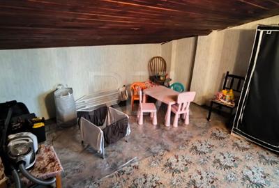 Apartament cu 6 camere decomandat, mobilat în P-ța Universității - 9