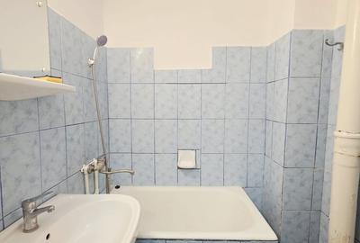 Garsonieră în Micro 40