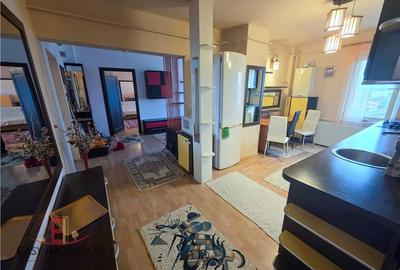 Apartament cu 4 camere decomandat în 7 Noiembrie
