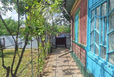Casă cu Teren 815 Mp în Gârbovi