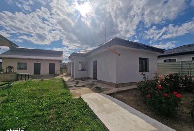 Casă cu 4 camere cu Teren 1020 Mp în Central