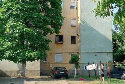 Apartament cu 2 camere decomandat în UTA - 6