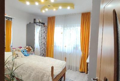 Apartament cu 3 camere decomandat în Central - 2