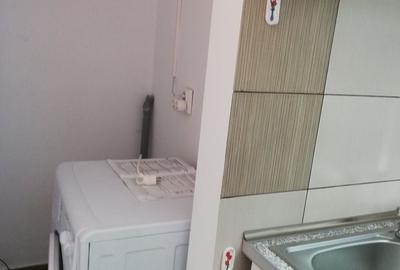 Apartament cu 2 camere decomandat în Semicentral