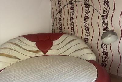 Apartament cu 2 camere semidecomandat în Văcăresti