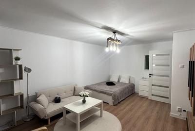 Garsonieră decomandată, mobilată în Virtuții