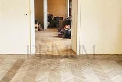 Apartament cu 4 camere semidecomandat, mobilat în Iosefin