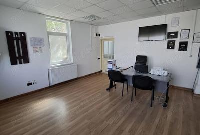 Spațiu comercial, de 60 mp, în Rovine - 2