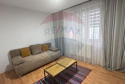 Apartament cu 2 camere decomandat, mobilat în Rogerius