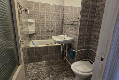 Garsonieră decomandată în Sânmartin - 4