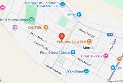 Apartament cu 4 camere decomandat, mobilat în Central